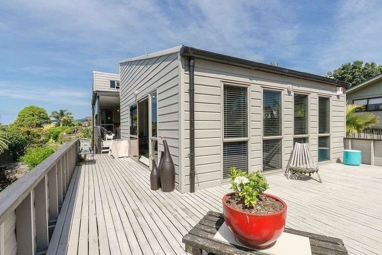 Photo of property in 64 James Cook Drive, Welcome Bay, Tauranga, 3112