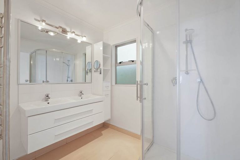 Photo of property in 59 Torkar Road, Clarks Beach, 2122