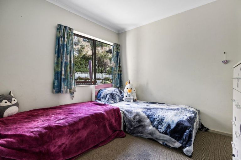 Photo of property in 52 Inverness Drive, Pyes Pa, Tauranga, 3112