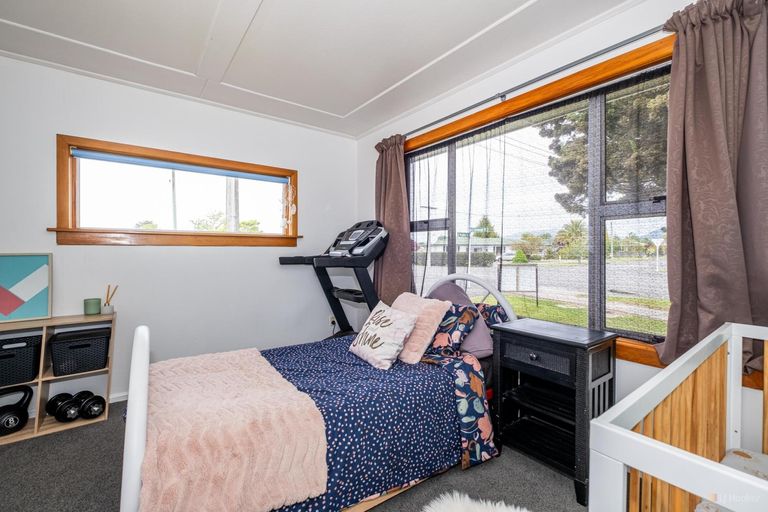 Photo of property in 22 Hughes Street, Waimate, 7924