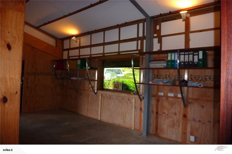 Photo of property in 92 Kiwi Bush Lane, Ngunguru, Whangarei, 0173