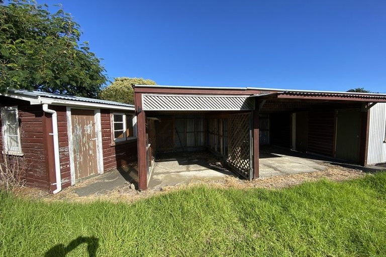 Photo of property in 4 Tongariro Street, Castlecliff, Whanganui, 4501