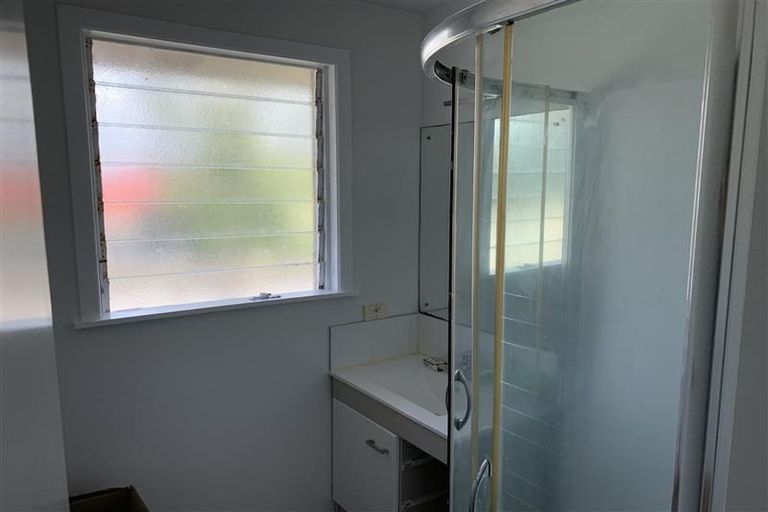 Photo of property in 39 Christmas Road, Manurewa, Auckland, 2102