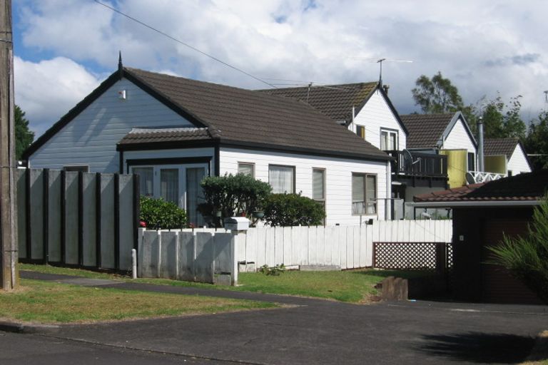 Photo of property in 4/36 Koromiko Street, New Lynn, Auckland, 0600