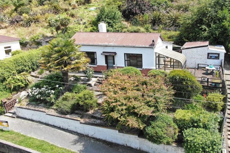 Photo of property in 16 Glen Street, Oamaru, 9400