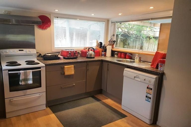Photo of property in 105 Konini Road, Titirangi, Auckland, 0604