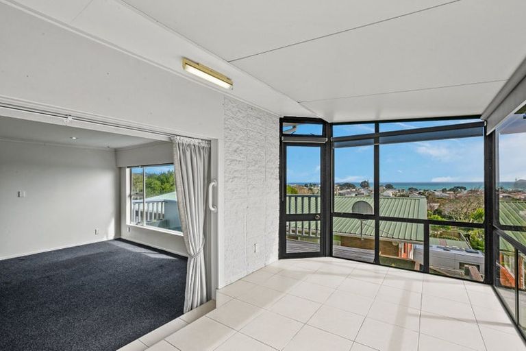 Photo of property in 75 Belt Road, New Plymouth, 4310