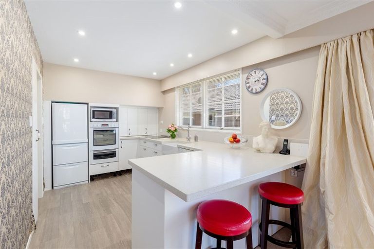 Photo of property in 50a Garden Road, Avalon, Lower Hutt, 5011