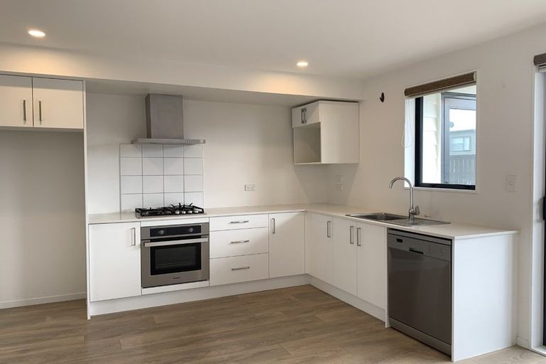 Photo of property in 49 Gecko Road, Hobsonville, Auckland, 0616