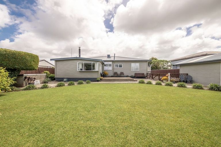 Photo of property in 97 Queen Street, Westport, 7825