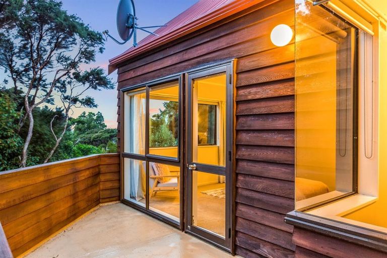 Photo of property in 14 Furneaux Grove, Whitby, Porirua, 5024