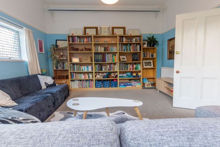 Photo of property in 3 Neidpath Road, Mornington, Dunedin, 9011