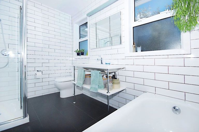 Photo of property in 67 Kuratawhiti Street, Greytown, 5712