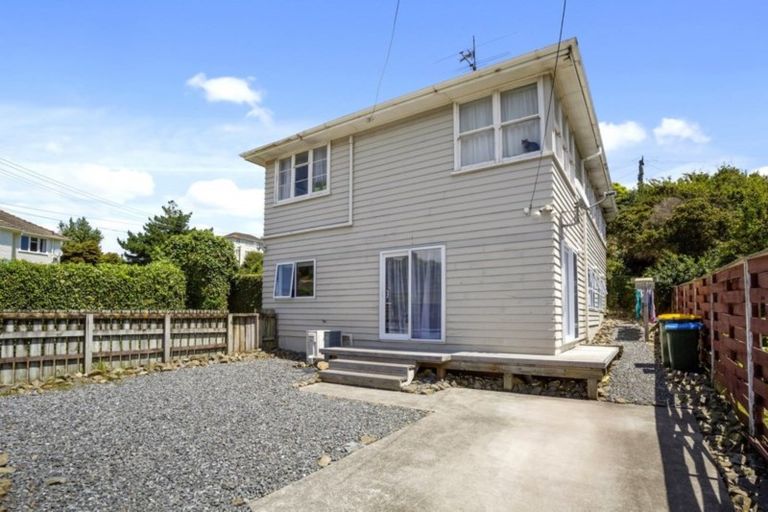 Photo of property in 10 Thompson Terrace, Toi Toi, Nelson, 7010