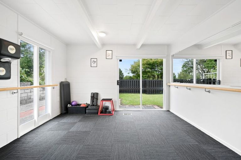 Photo of property in 28 Clements Crescent, Queenwood, Hamilton, 3210