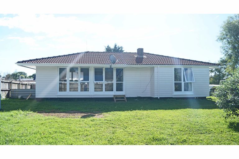 Photo of property in 3 Huia Street, Waiuku, 2123