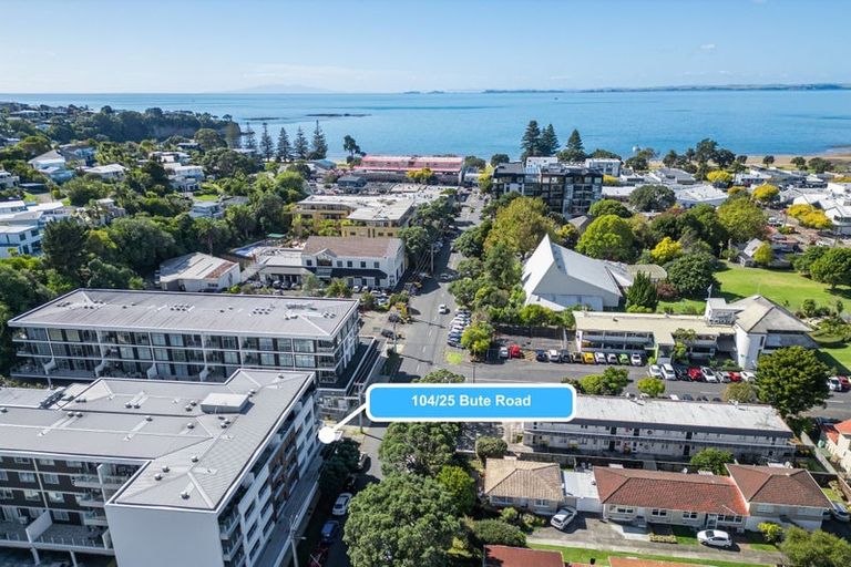Photo of property in 104/25 Bute Road, Browns Bay, Auckland, 0630