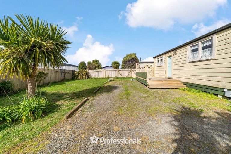 Photo of property in 19 Grimsby Grove, Wainuiomata, Lower Hutt, 5014