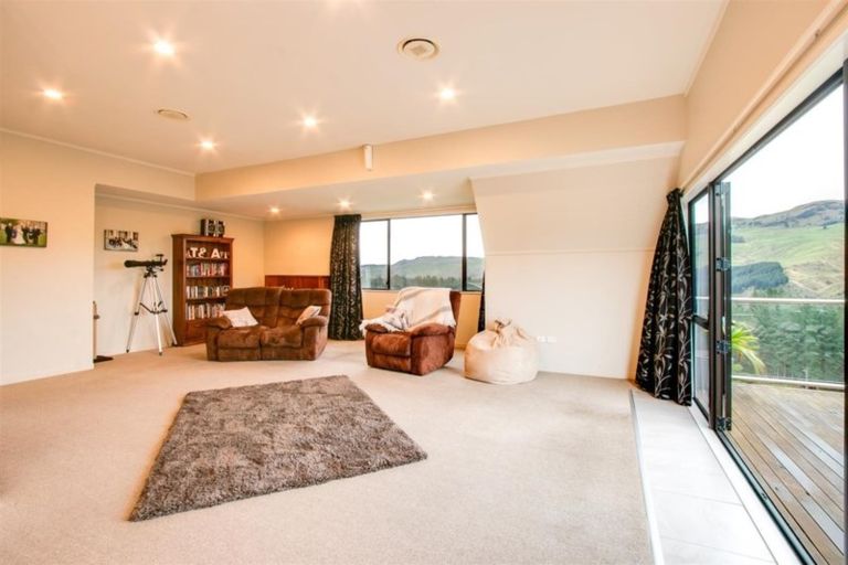 Photo of property in 21 Rochfort Road, Kahuranaki, Havelock North, 4295
