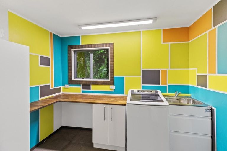 Photo of property in 130 Gibbons Road, Kaiwaka, 0573