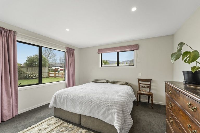 Photo of property in 18 Little Maude Drive, Lake Hawea, Wanaka, 9382