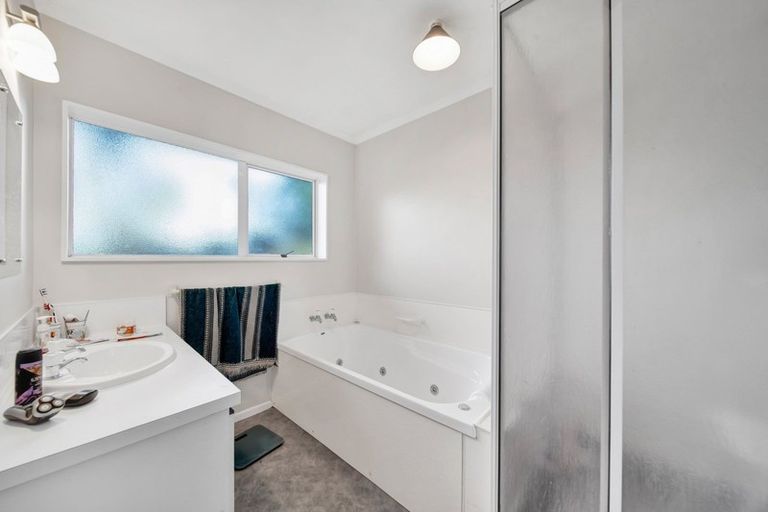 Photo of property in 1284 Mountain Road, Inglewood, 4389