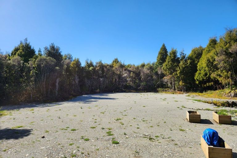 Photo of property in 2 Harrison Place, Kumara Junction, 7882