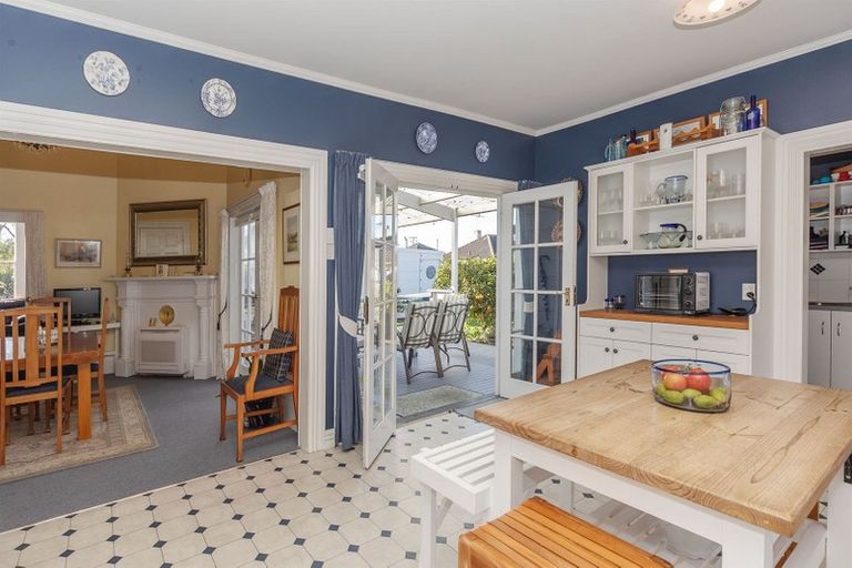 Photo of property in 27 Pukepapa Road, Marton, 4710