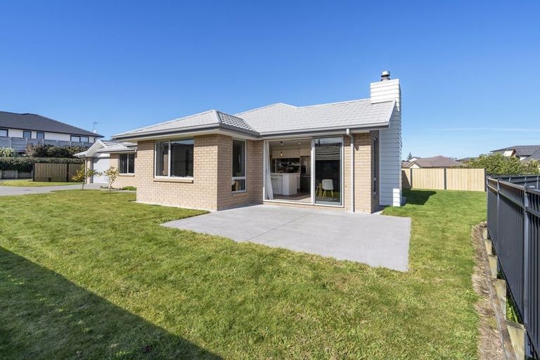 Photo of property in 17 Waitaha Place, Bell Block, New Plymouth, 4312