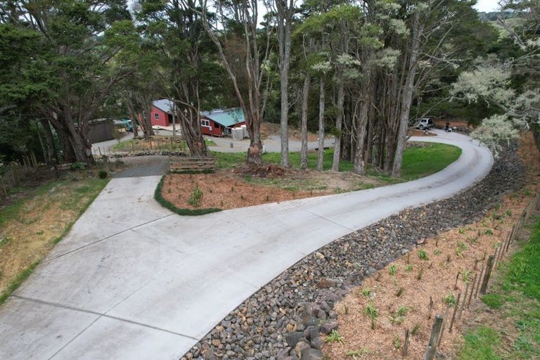 Photo of property in 581 Valley Road, Kaiwaka, 0573