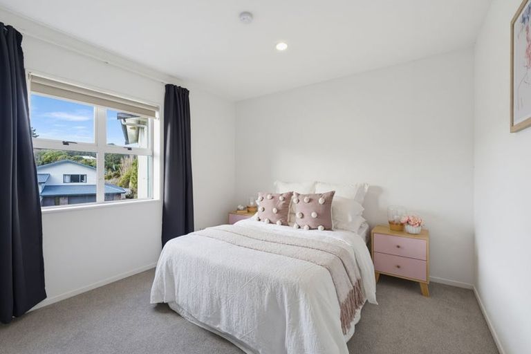 Photo of property in 17a Wantwood Grove, Churton Park, Wellington, 6037