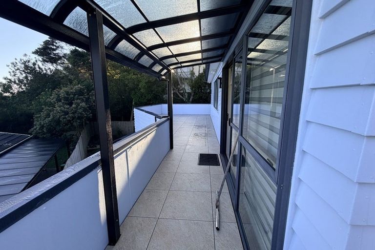 Photo of property in 2/24 Bonito Place, Bayview, Auckland, 0629