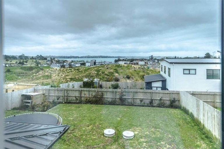 Photo of property in 7 Keshvara Road, Beachlands, Auckland, 2018