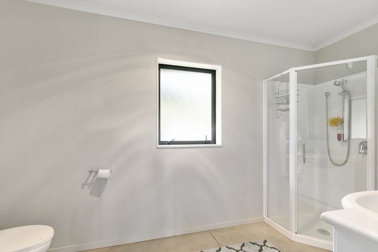 Photo of property in 91b Kakariki Way, Whitemans Valley, Upper Hutt, 5371