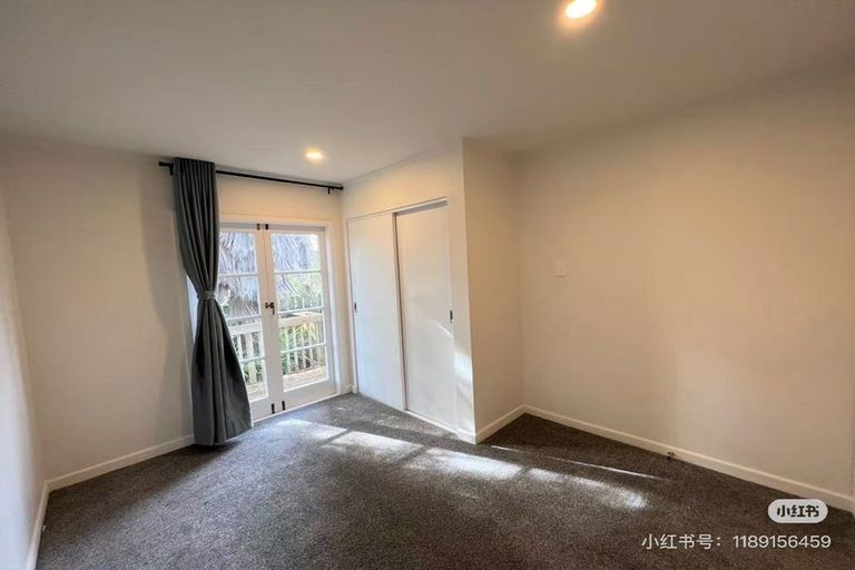 Photo of property in 1/405 East Coast Road, Mairangi Bay, Auckland, 0630