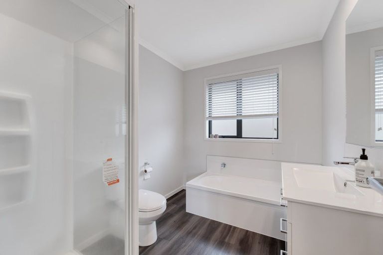 Photo of property in 24 Augusta Rise, Omokoroa, 3114