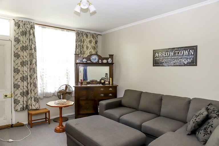 Photo of property in 53 Buckingham Street, Arrowtown, 9302