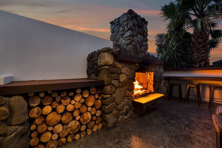 Photo of property in 15 Marlin Terrace, Bell Block, New Plymouth, 4312