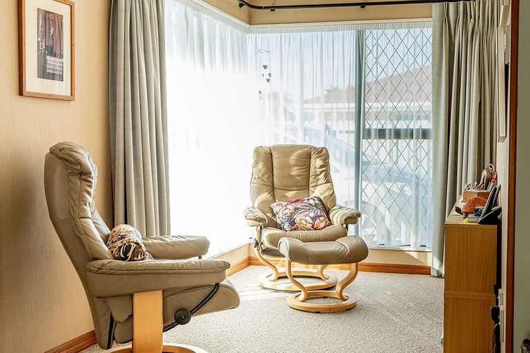 Photo of property in 4 Hunter Street, Westport, 7825