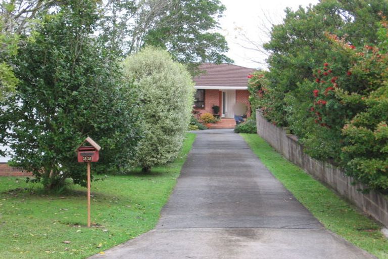 Photo of property in 22 Swan Crescent, Pakuranga, Auckland, 2010