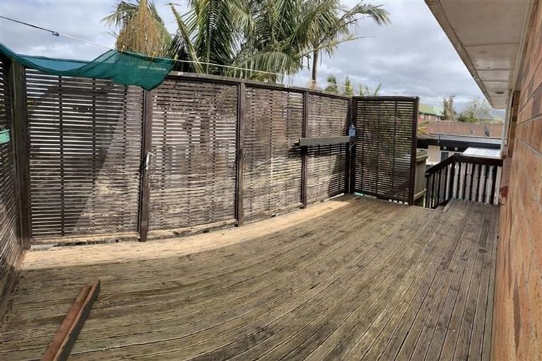 Photo of property in 77 Macleans Road, Bucklands Beach, Auckland, 2014