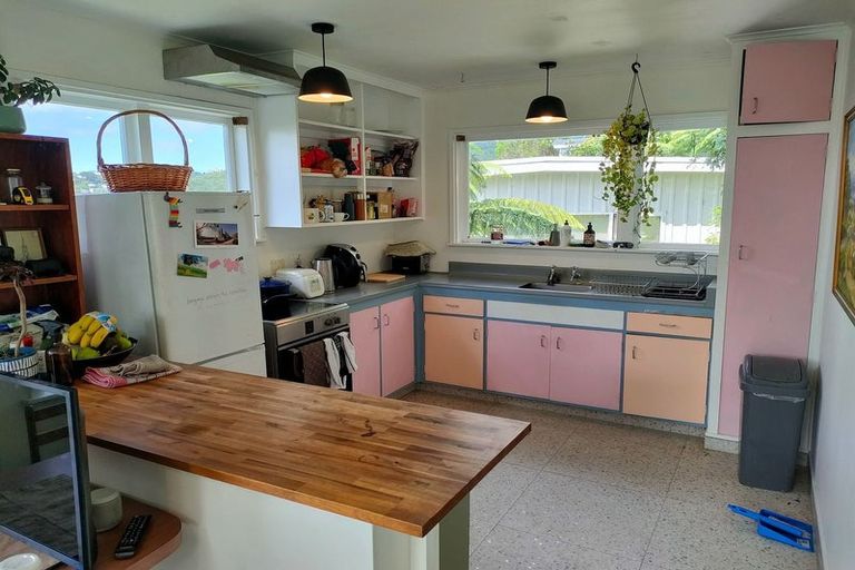 Photo of property in 21 Highbury Crescent, Highbury, Wellington, 6012