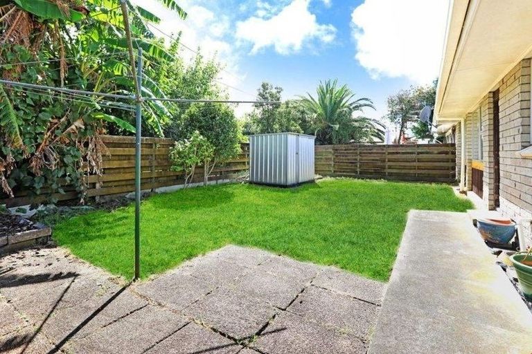 Photo of property in 3/2 Birdwood Avenue, Papatoetoe, Auckland, 2025