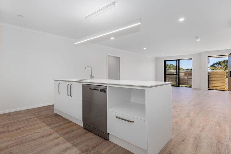 Photo of property in 11 Catherine Lane, Levin, 5510