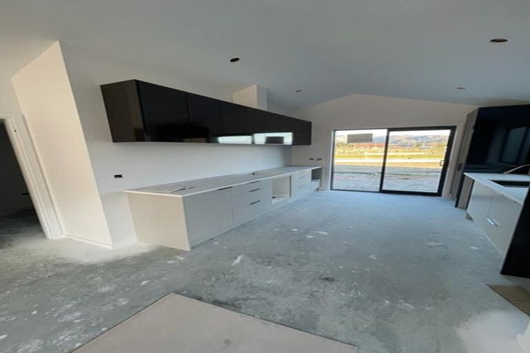 Photo of property in 18 Bragato Way, Cromwell, 9310