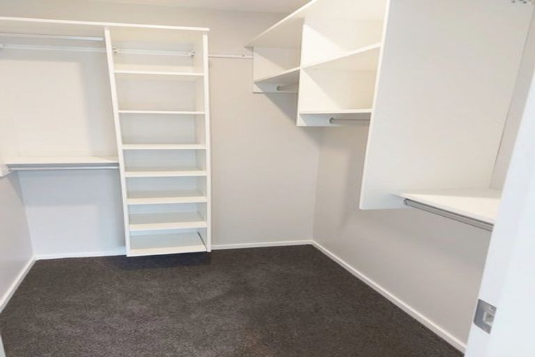 Photo of property in 4 Thornbury Lane, Timberlea, Upper Hutt, 5018