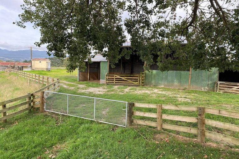 Photo of property in 392 Old School Road, Ngahinapouri, Ohaupo, 3882