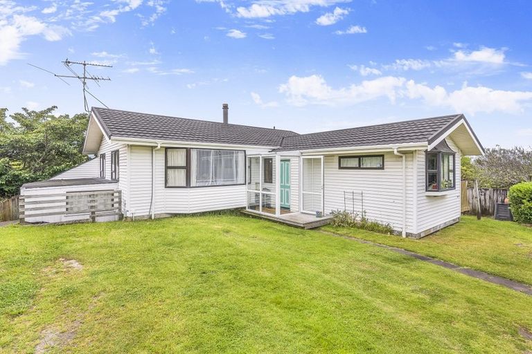 Photo of property in 6 Arnold Grove, Paraparaumu Beach, Paraparaumu, 5032
