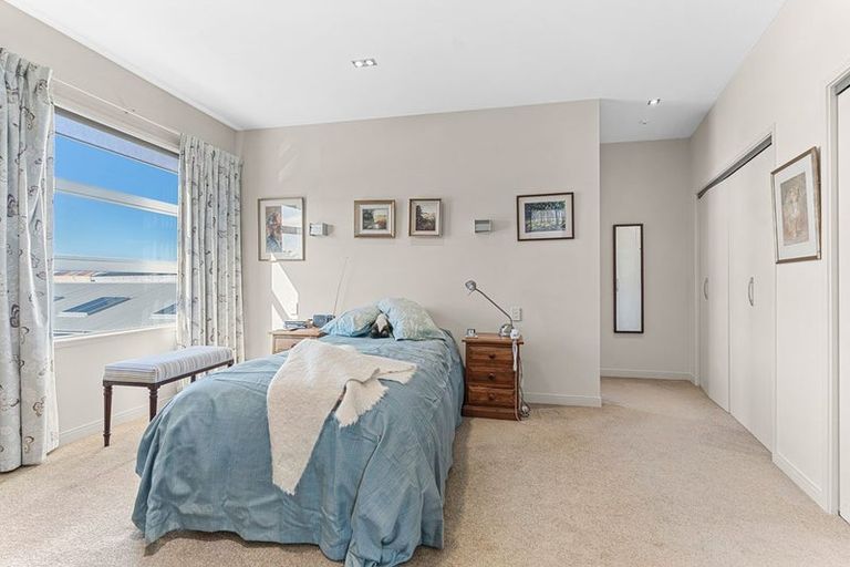 Photo of property in Quarterdeck, 12/4 Buller Street, New Plymouth, 4310