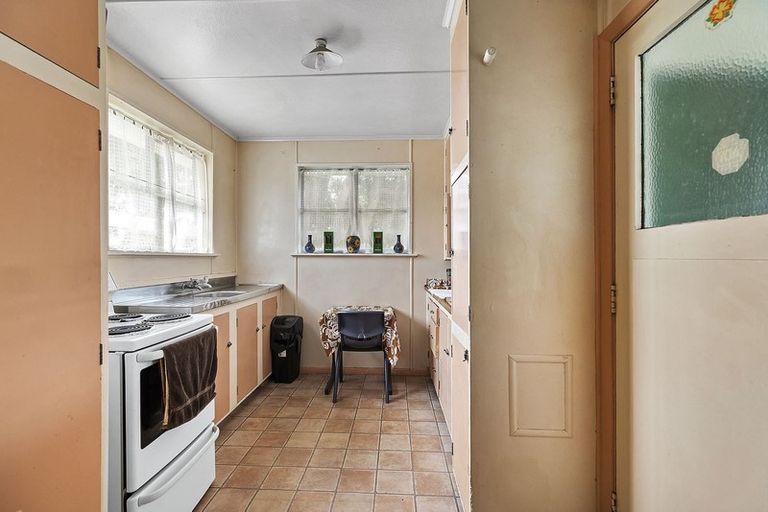 Photo of property in 58 Sievers Grove, Cannons Creek, Porirua, 5024